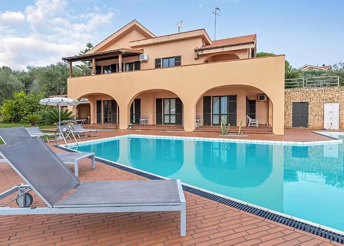 VILLA ELDA 6, Emma Villas